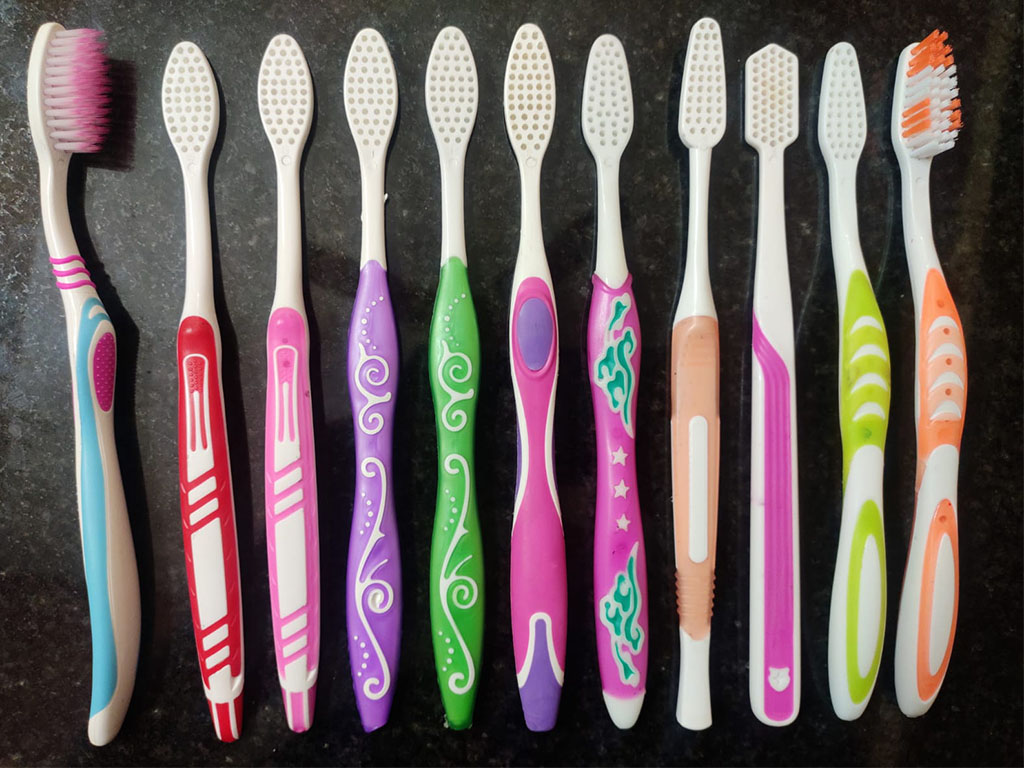 Senior Tooth Brushes | Tooth Brushes | NIBI Brushes | New India Brush Industries | Industrial Brushes
